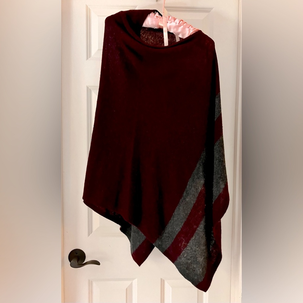 Celeste Burgundy Gray Asymmetrical Ponch